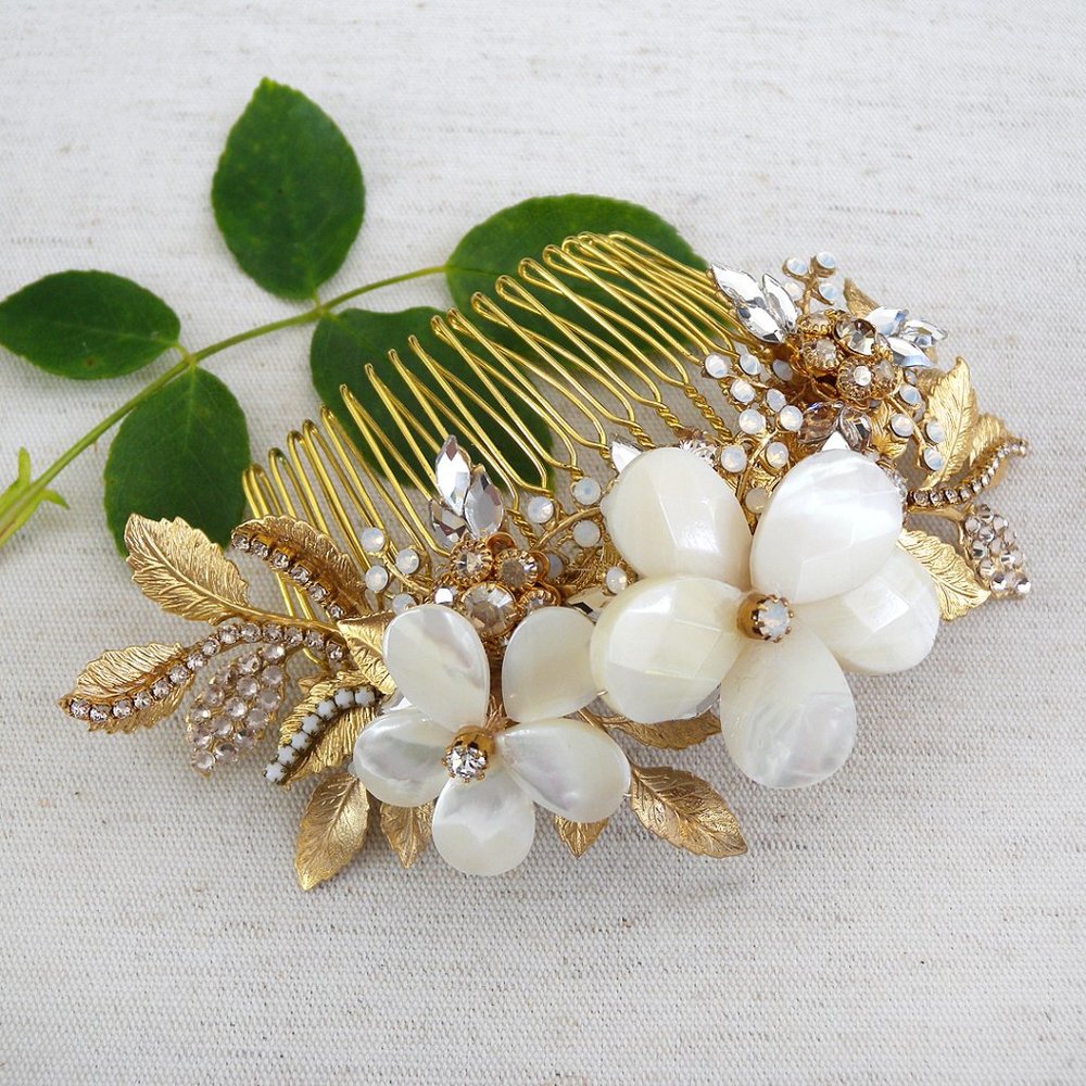 Haute Bride Floral Bridal Hair Comb on Gold NWT